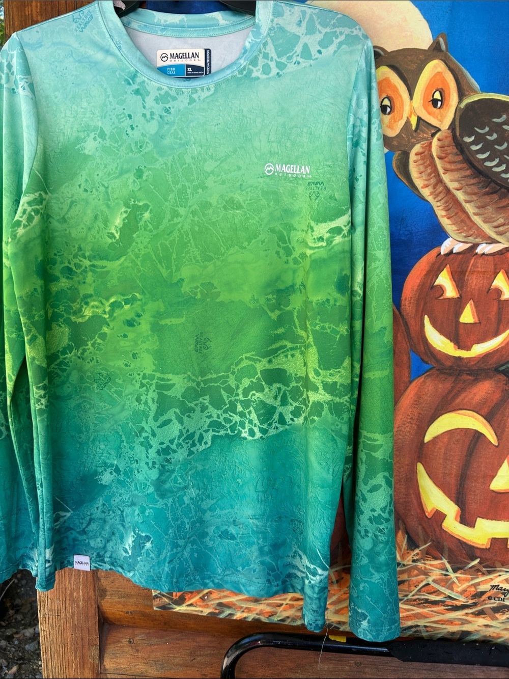 Magellan Outdoors Men’s Long-Sleeve Green Teal Ombre Rash Guard